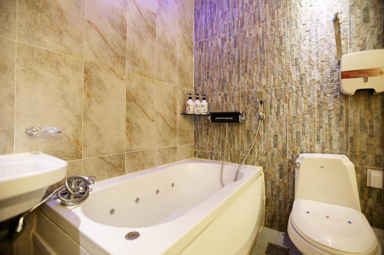 Louis Hotel Соннам Экстерьер фото